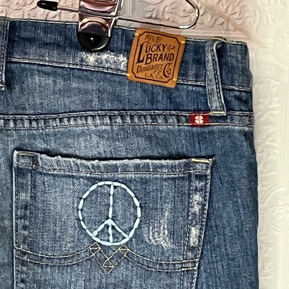 Jeans - Picture 8 of 8